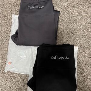 High-Rise Leggings - Black and Grey